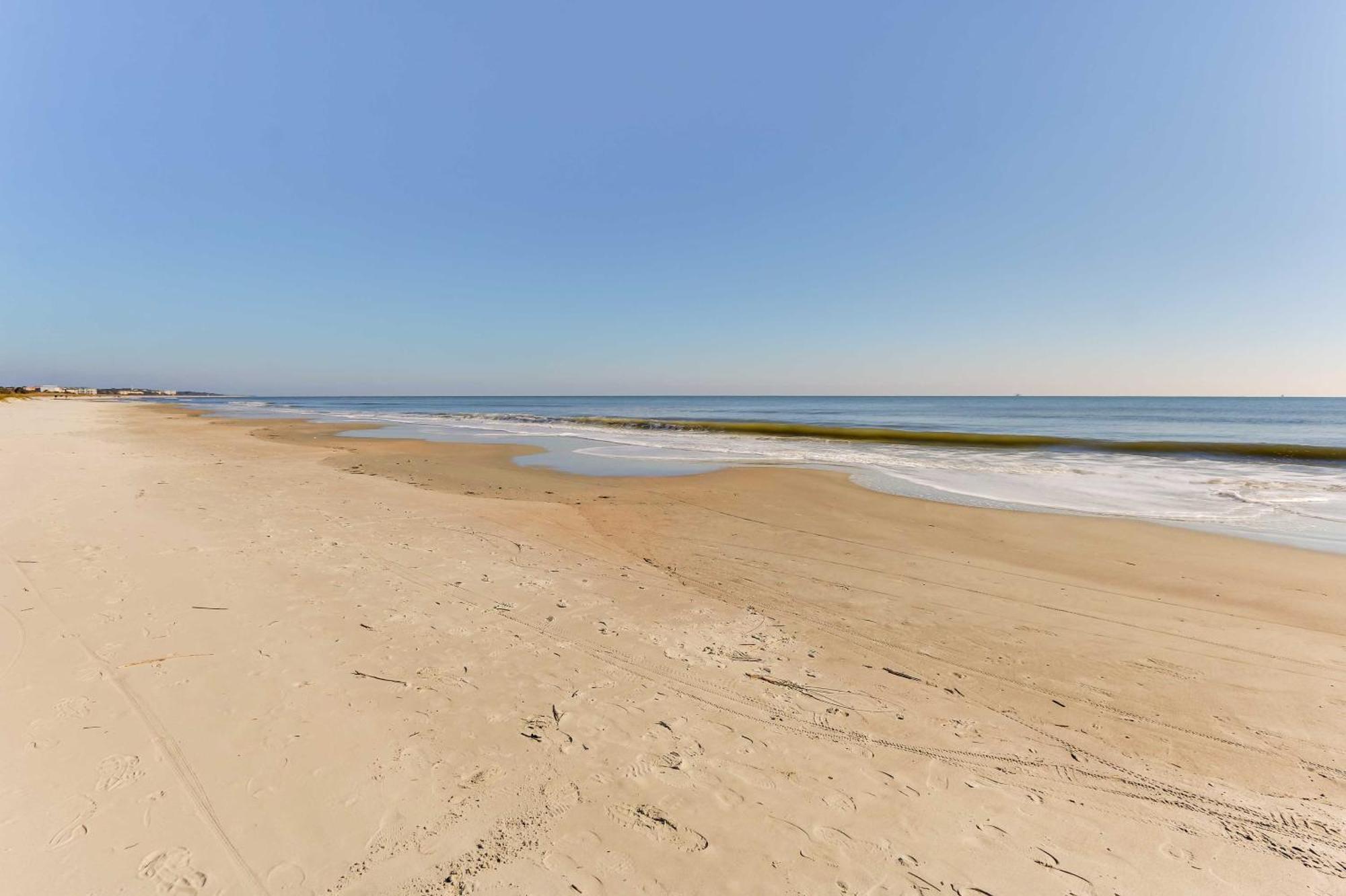 Hilton Head Resort Condo With Pools, Walk To Beach! Hilton Head Island Exterior photo